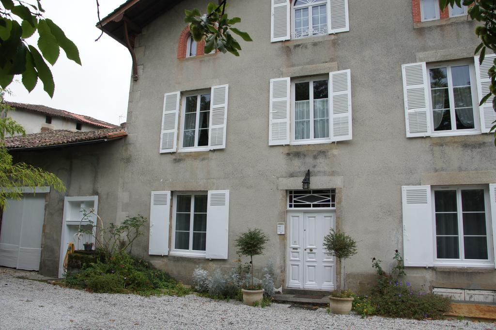 Le Clos De La Muse Saint-Junien Zewnętrze zdjęcie