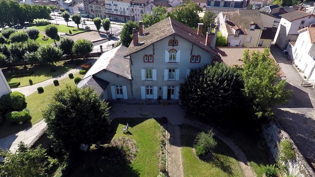 Le Clos De La Muse Saint-Junien Zewnętrze zdjęcie