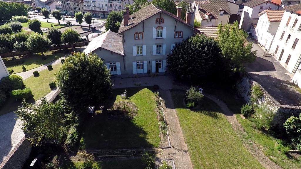 Le Clos De La Muse Saint-Junien Zewnętrze zdjęcie